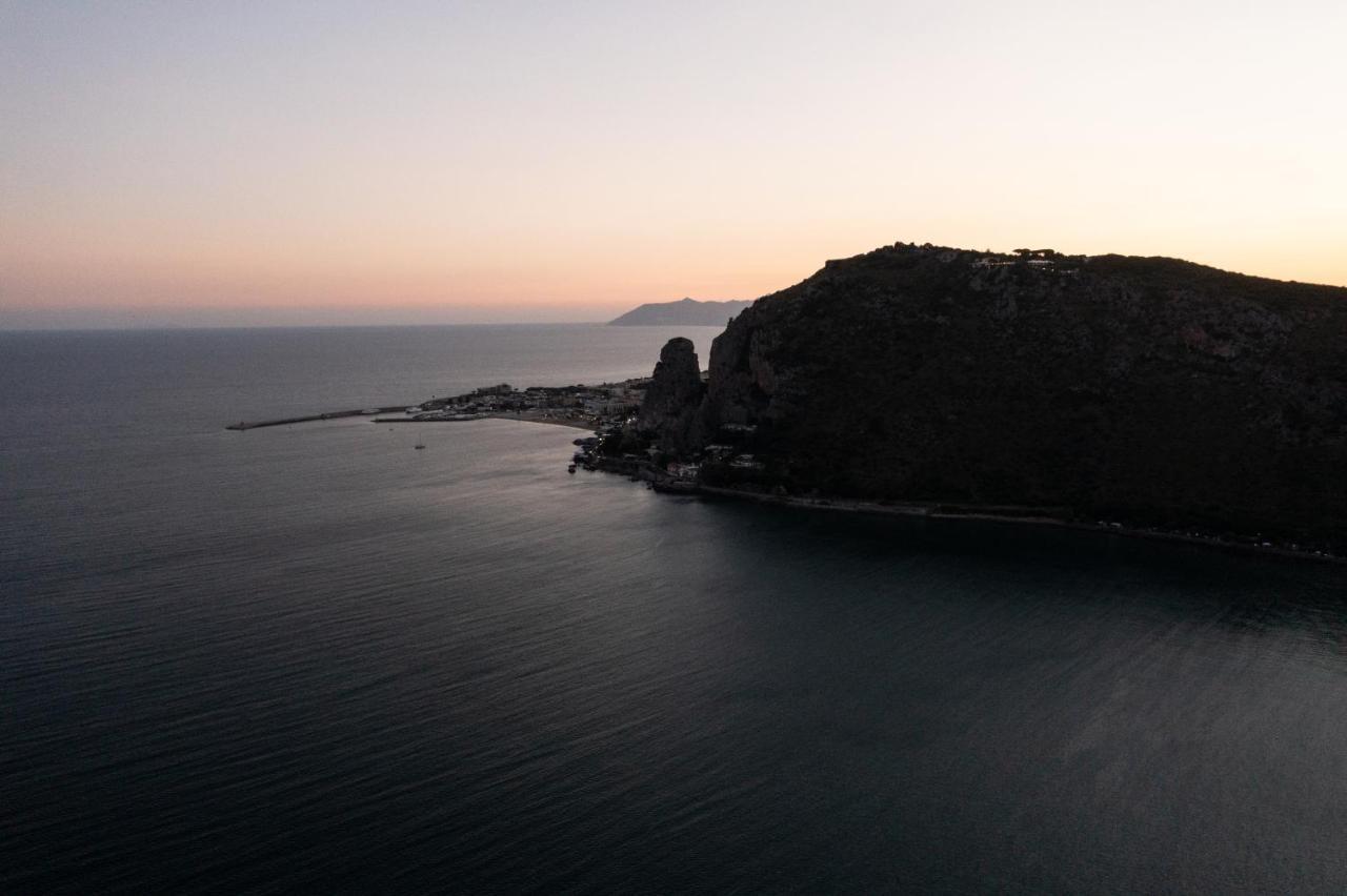 Le Palme Village Terracina Bagian luar foto