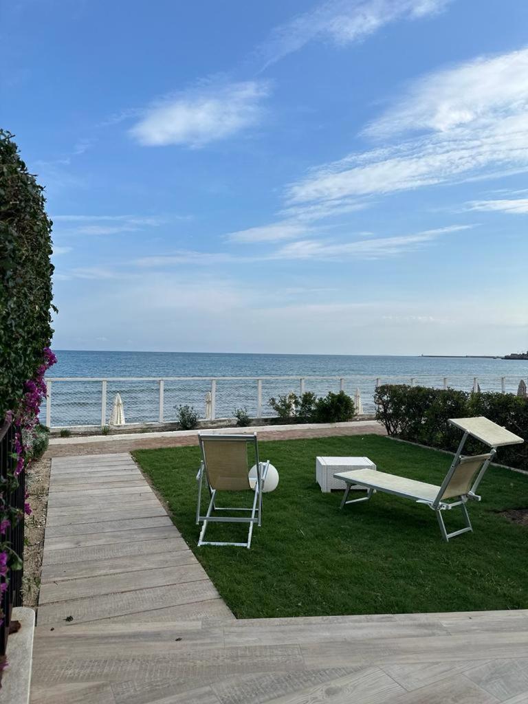 Le Palme Village Terracina Bagian luar foto